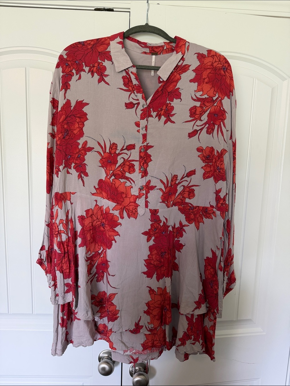 Free People Red Gray Floral Collared Tunic Blouse with Ruffle